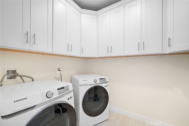 2573 Elden Avenue D, Costa Mesa, CA 92627