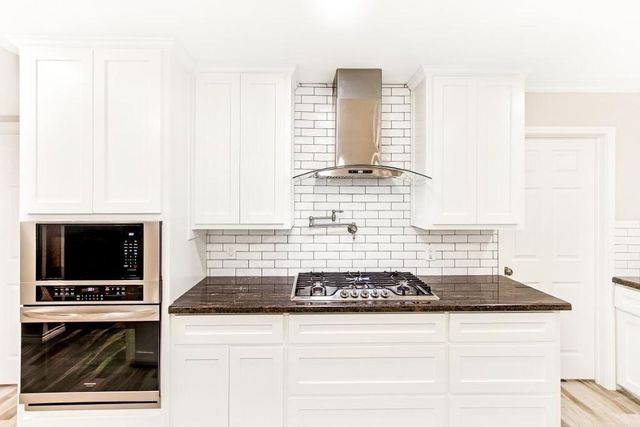 7575 Coburn Drive, Beaumont, TX 77707