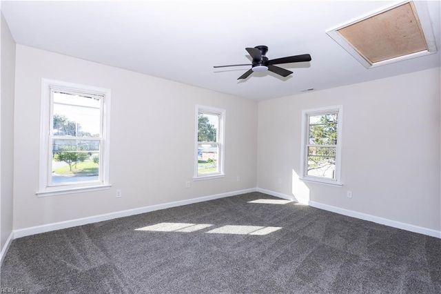 1806 Victoria BLVD, Hampton, VA 23669