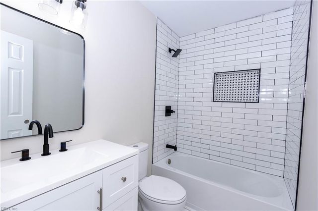 1806 Victoria BLVD, Hampton, VA 23669