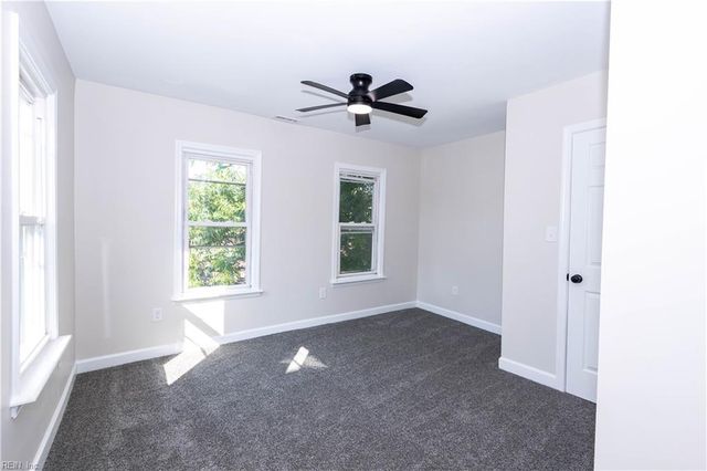 1806 Victoria BLVD, Hampton, VA 23669