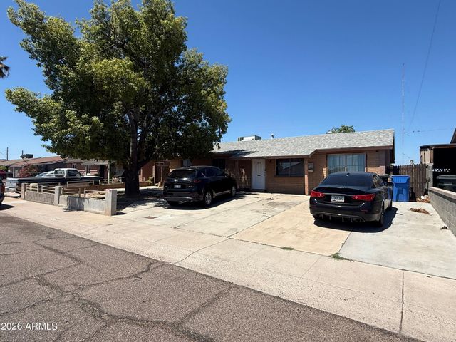 4820 N 73RD Avenue, Phoenix, AZ 85033