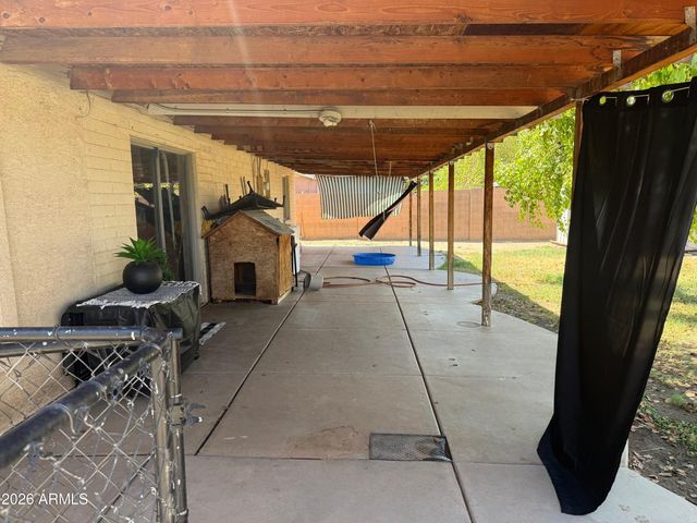 4820 N 73RD Avenue, Phoenix, AZ 85033