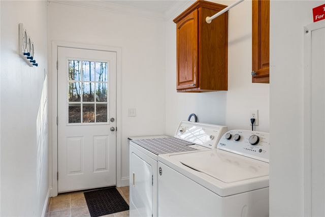 297 Sugarhill Road, Seneca, SC 29672