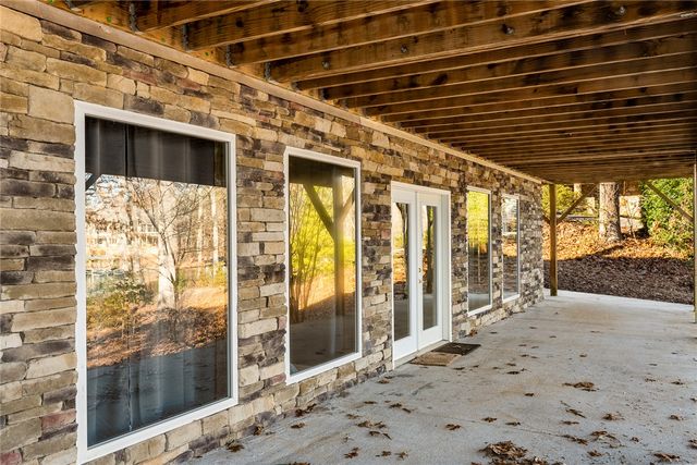 297 Sugarhill Road, Seneca, SC 29672