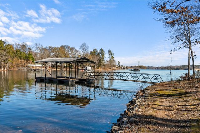 297 Sugarhill Road, Seneca, SC 29672