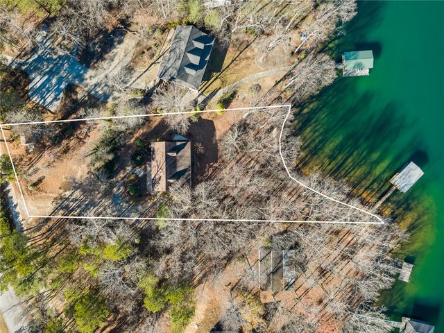 297 Sugarhill Road, Seneca, SC 29672