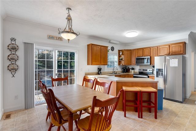 297 Sugarhill Road, Seneca, SC 29672