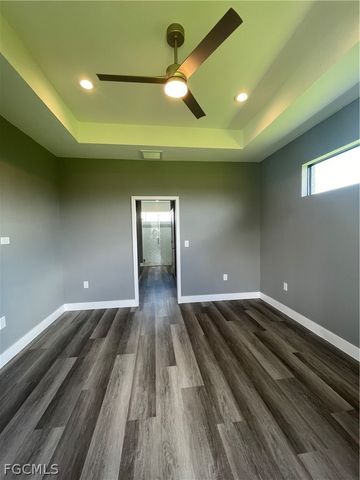 610 FLOYD AVE S, Lehigh Acres, FL 33976