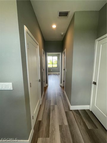 610 FLOYD AVE S, Lehigh Acres, FL 33976