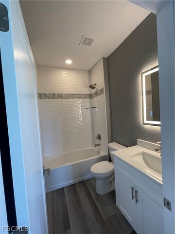 610 FLOYD AVE S, Lehigh Acres, FL 33976