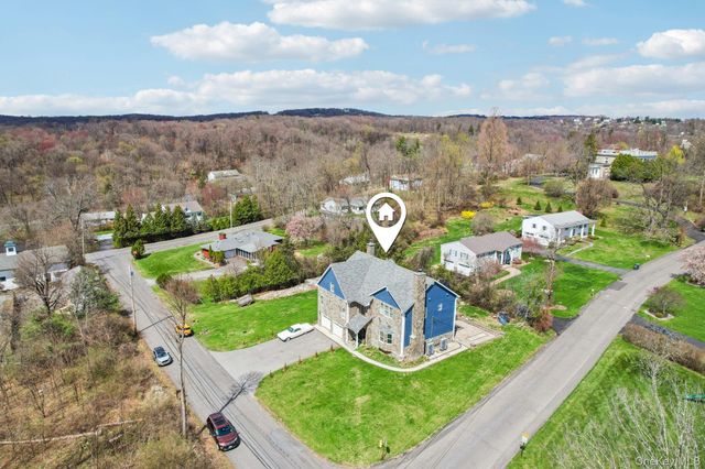 109 Bennett Rd, Newburgh, NY 12550
