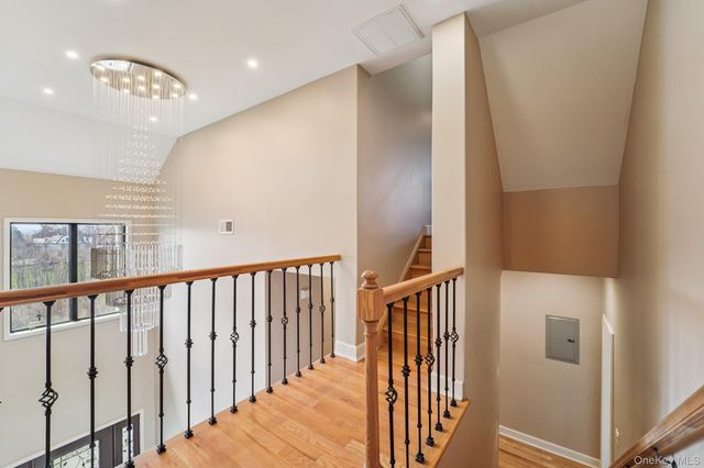 109 Bennett Rd, Newburgh, NY 12550