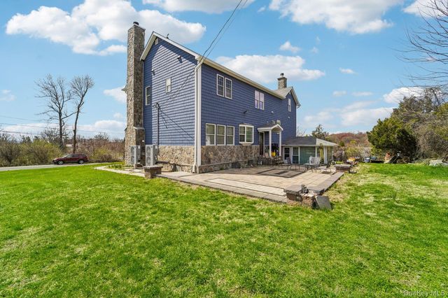 109 Bennett Rd, Newburgh, NY 12550