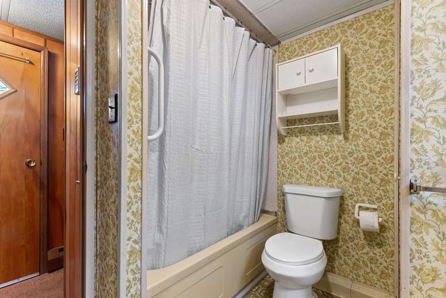 8 Stoney Brook Road, Sunapee, NH 03782