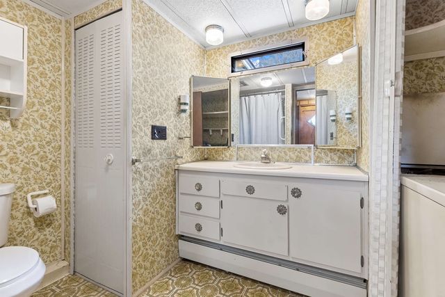 8 Stoney Brook Road, Sunapee, NH 03782