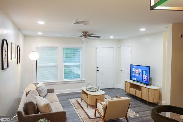 3155 Delmar Lane NW, Atlanta, GA 30311