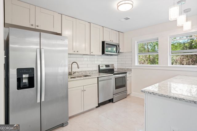 3155 Delmar Lane NW, Atlanta, GA 30311