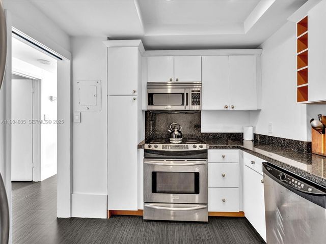 20 Island Ave 1215, Miami Beach, FL 33139