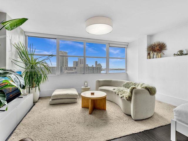 20 Island Ave 1215, Miami Beach, FL 33139