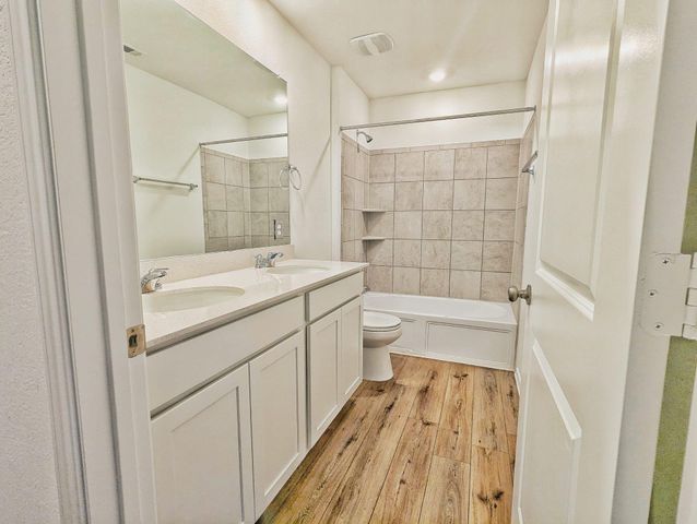 158 Gresham, Kyle, TX 78640