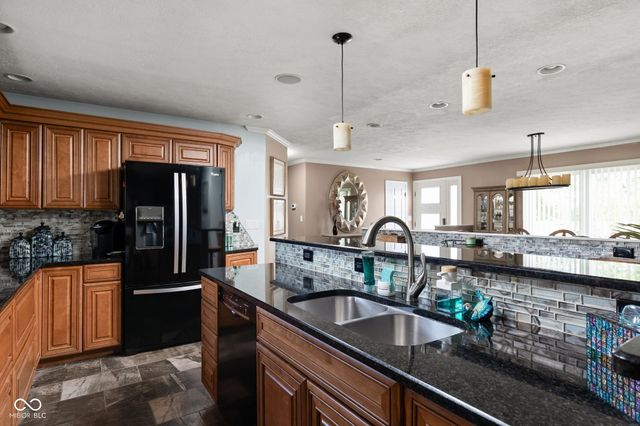 708 Airport Road, Brownsburg, IN 46112