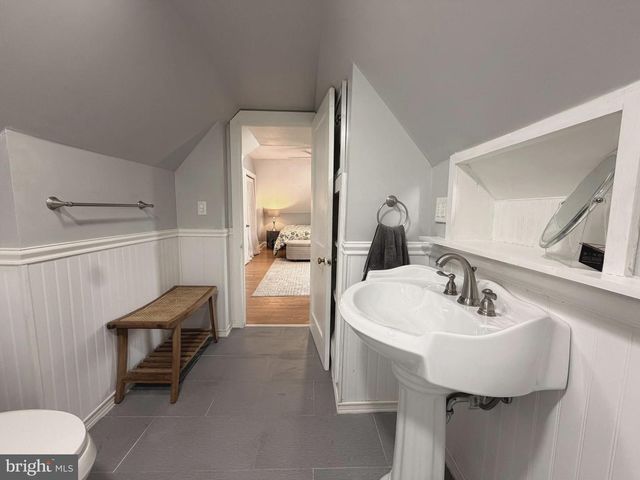 6011 EASTERN PKWY, Baltimore, MD 21206