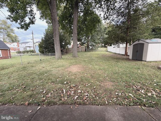 6011 EASTERN PKWY, Baltimore, MD 21206