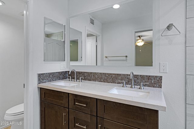 4829 E Swilling Road, Phoenix, AZ 85054