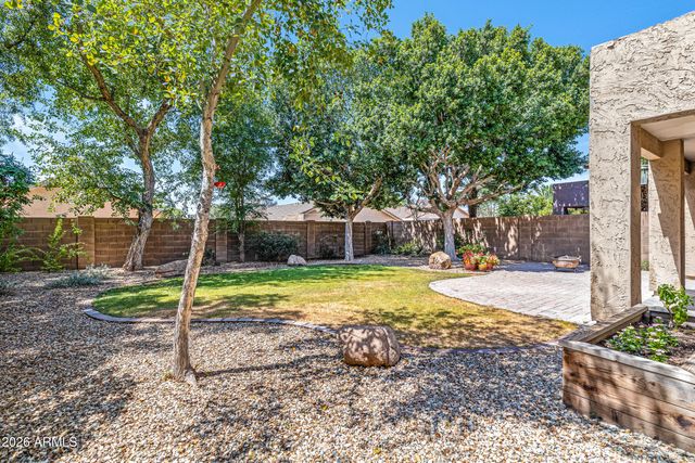 4829 E Swilling Road, Phoenix, AZ 85054