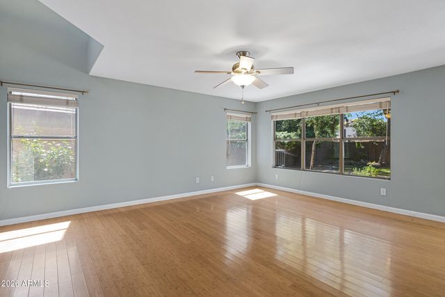 4829 E Swilling Road, Phoenix, AZ 85054