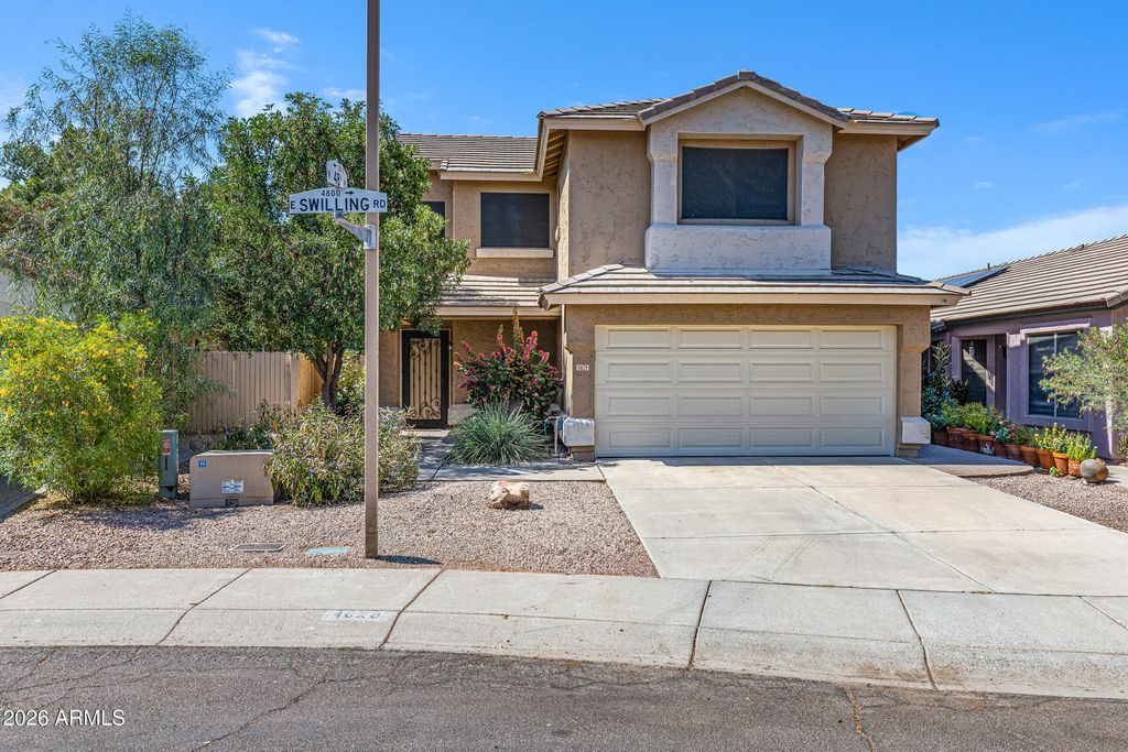 4829 E Swilling Road, Phoenix, AZ 85054