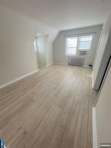 92 Aberdeen Court 2, Haledon, NJ 07508