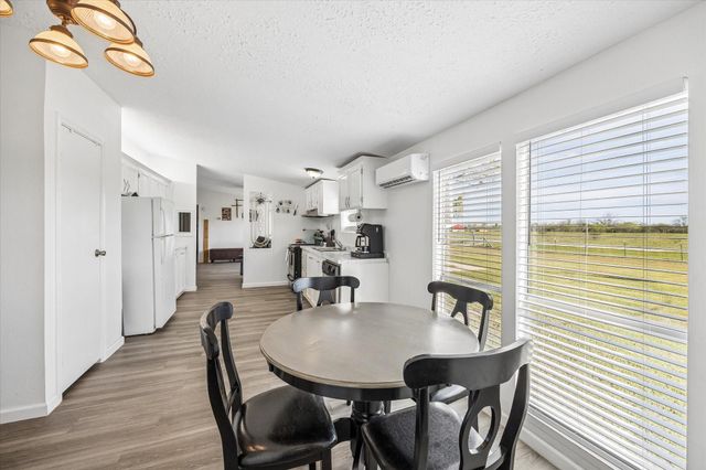 41230 Delma Road, Hempstead, TX 77445