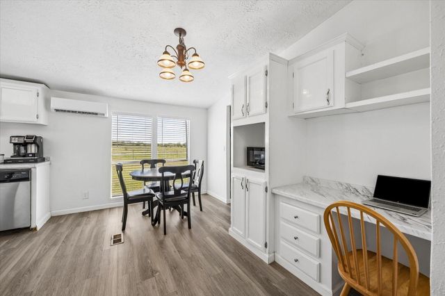 41230 Delma Road, Hempstead, TX 77445