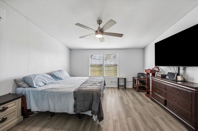 41230 Delma Road, Hempstead, TX 77445