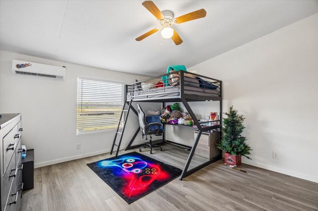 41230 Delma Road, Hempstead, TX 77445