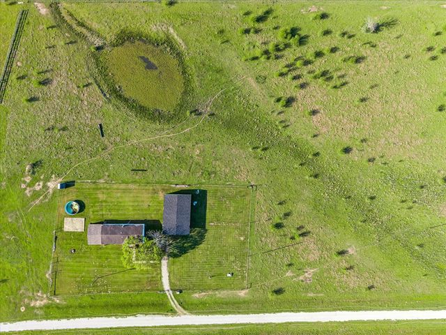 41230 Delma Road, Hempstead, TX 77445