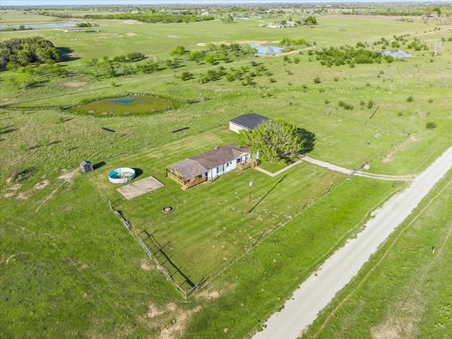 41230 Delma Road, Hempstead, TX 77445