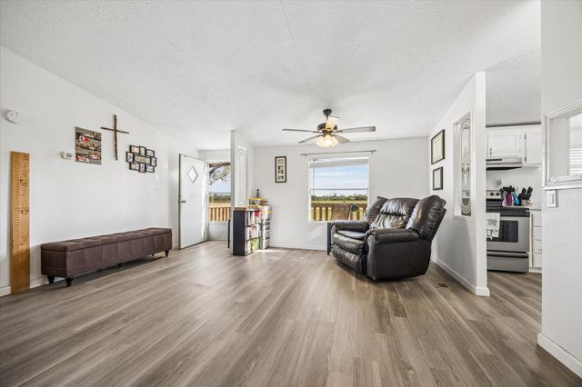 41230 Delma Road, Hempstead, TX 77445