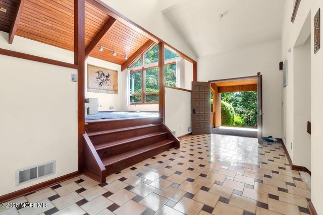6 Sugar Lane, Holmdel, NJ 07733