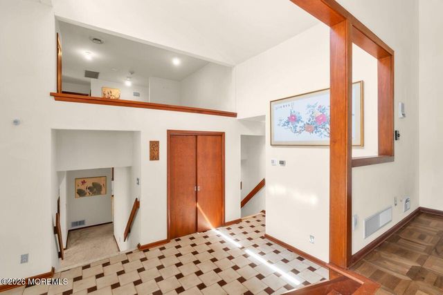 6 Sugar Lane, Holmdel, NJ 07733