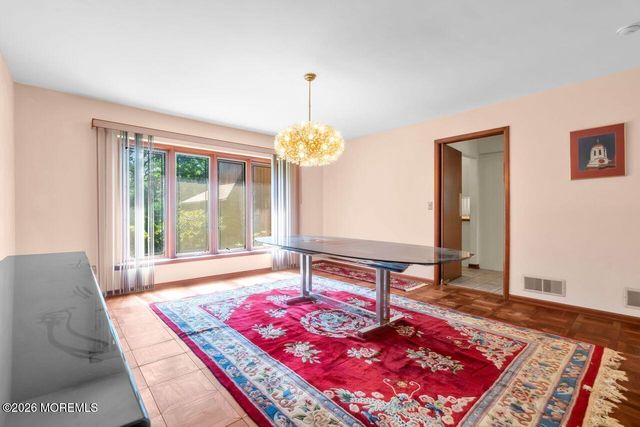 6 Sugar Lane, Holmdel, NJ 07733