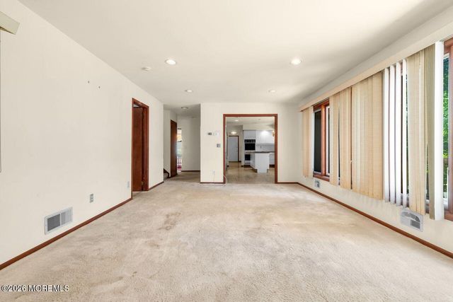 6 Sugar Lane, Holmdel, NJ 07733