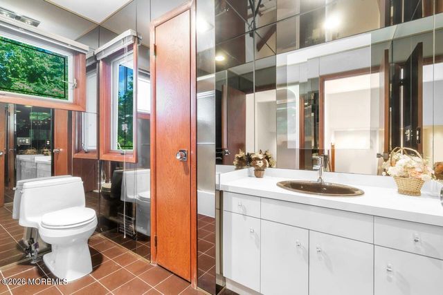 6 Sugar Lane, Holmdel, NJ 07733