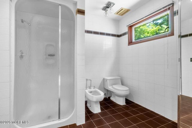 6 Sugar Lane, Holmdel, NJ 07733