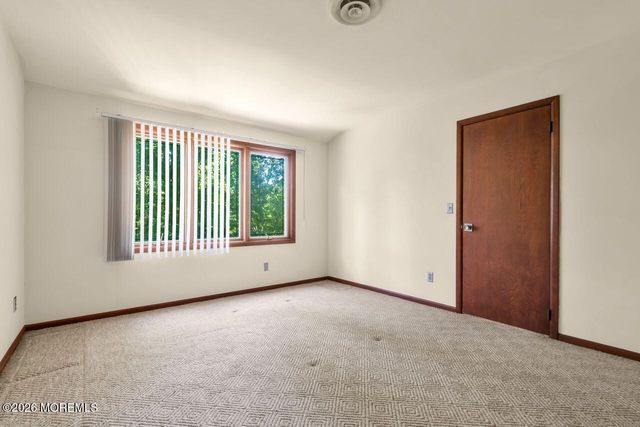 6 Sugar Lane, Holmdel, NJ 07733