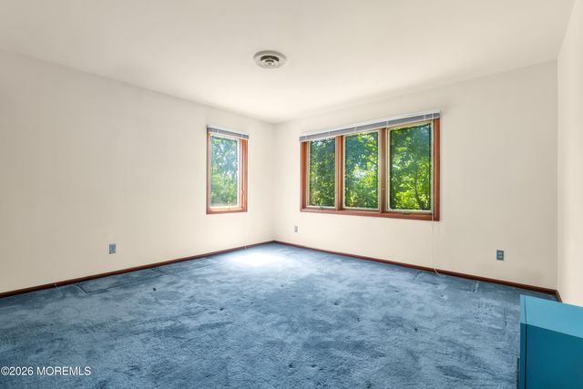 6 Sugar Lane, Holmdel, NJ 07733