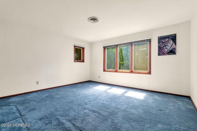 6 Sugar Lane, Holmdel, NJ 07733