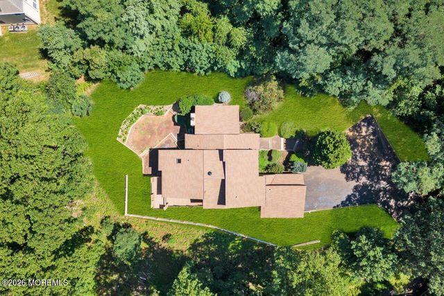 6 Sugar Lane, Holmdel, NJ 07733